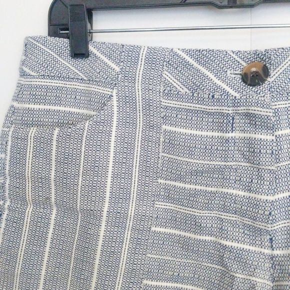 CYNTHIA ROWLEY | Navy & White Striped Tweed Shorts - Picture 2 of 4